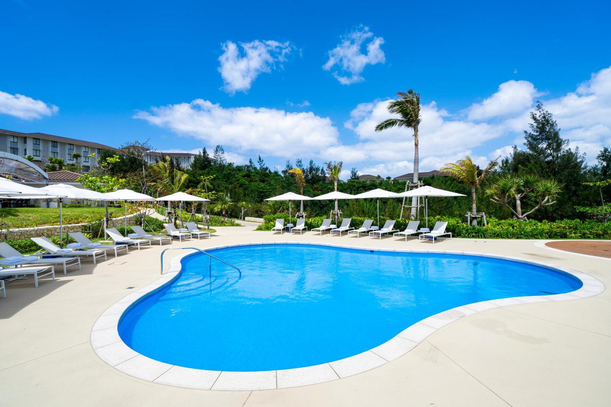 Halekulani Okinawa Hotel อนนะ ภายนอก รูปภาพ