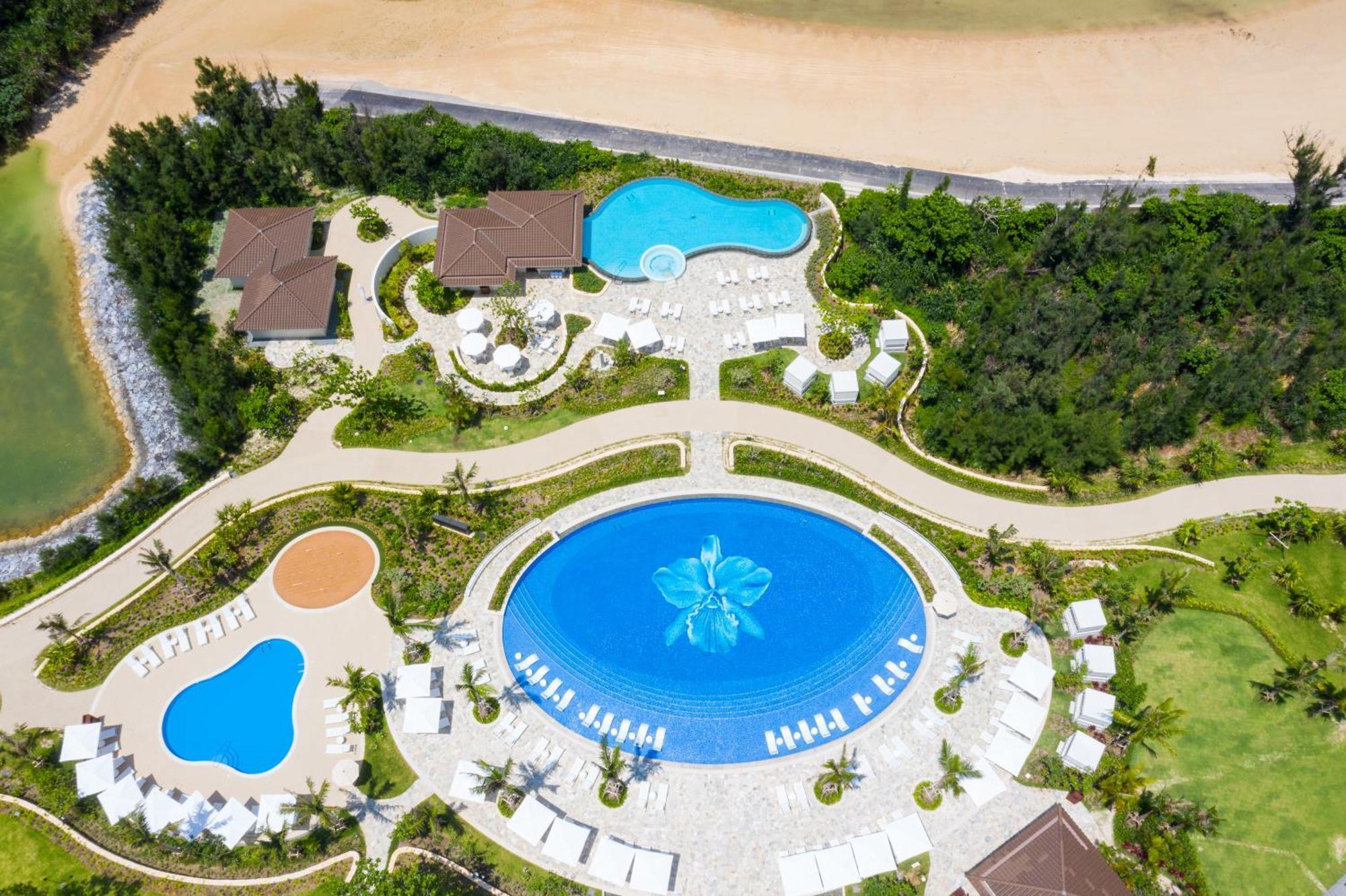 Halekulani Okinawa Hotel อนนะ ภายนอก รูปภาพ